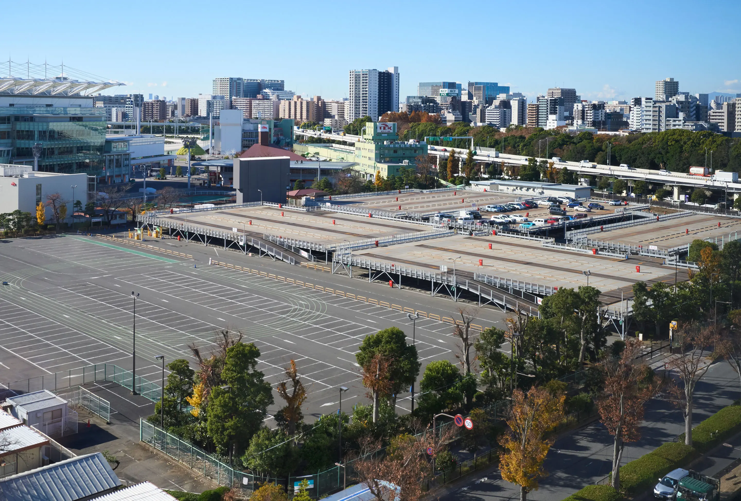 「大井競馬場 駐車場」運営